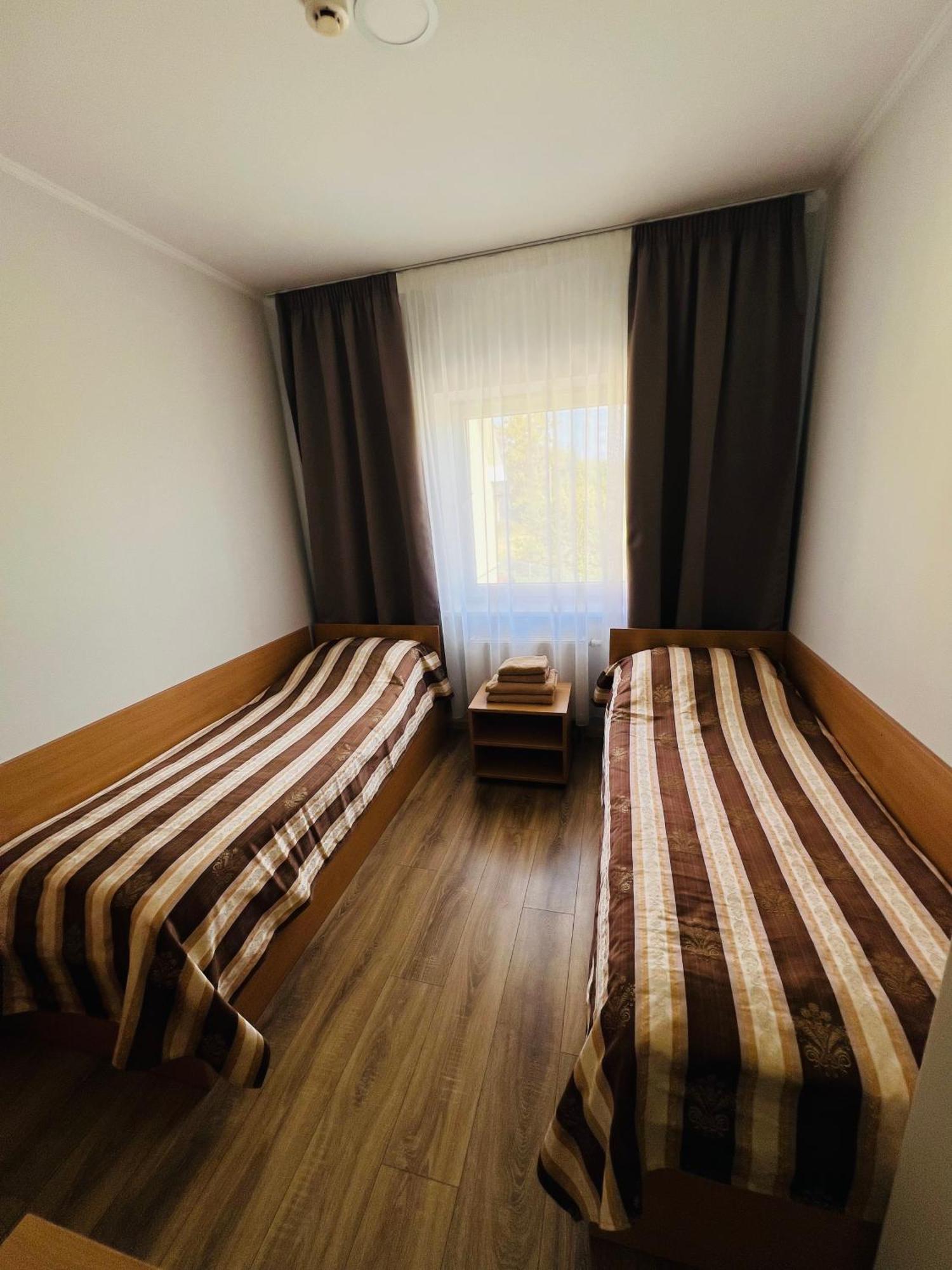 Armenia Motel Garliava Bagian luar foto